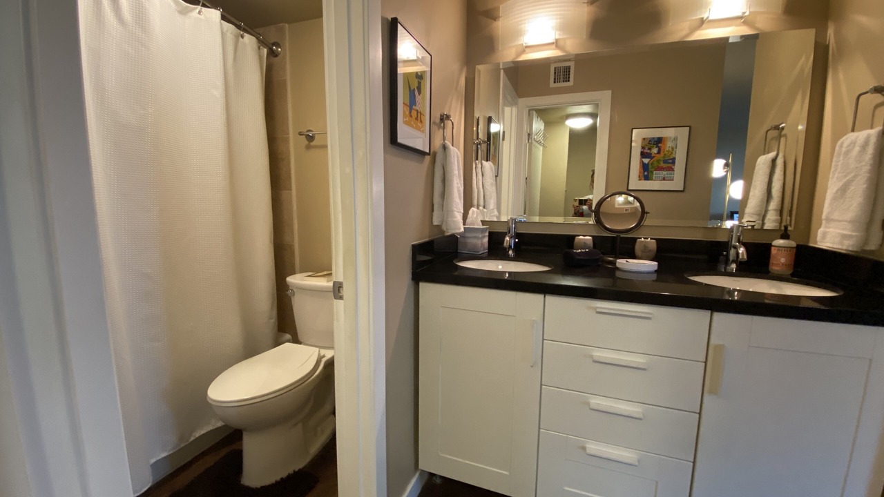 Photo of Bathroom in Cloisters