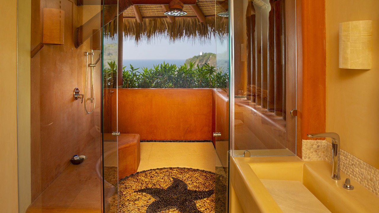Photo of Bathroom in Ixtapa - Zihuatanejo