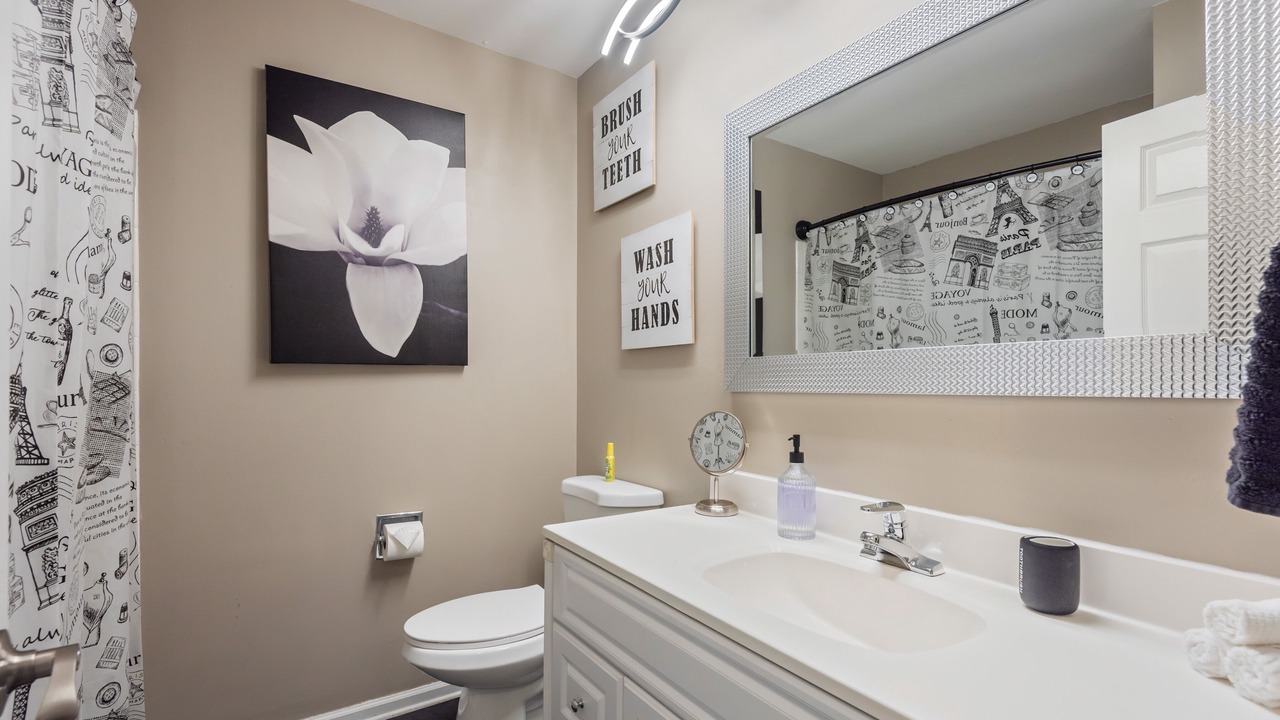 Photo of Bathroom in Powell