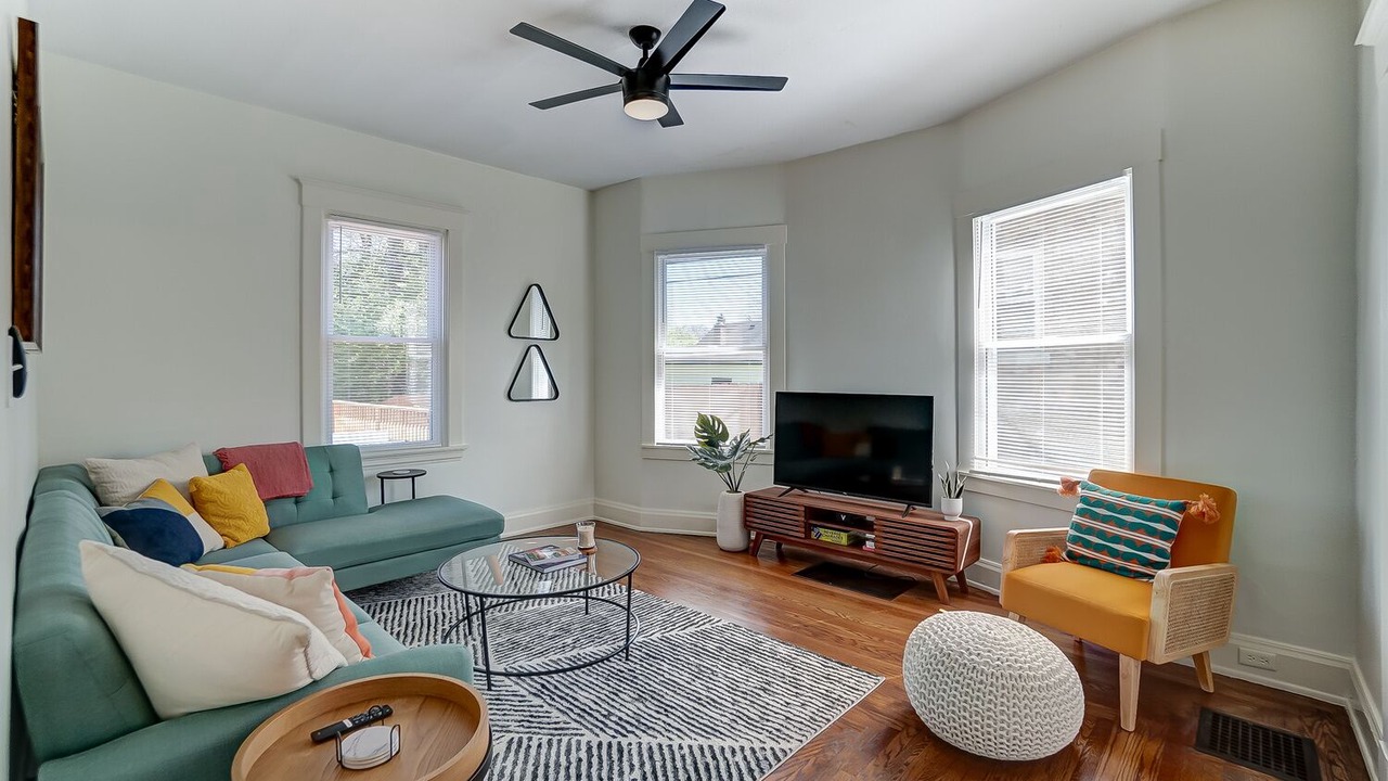 Photo of Livingroom in Hyde Park