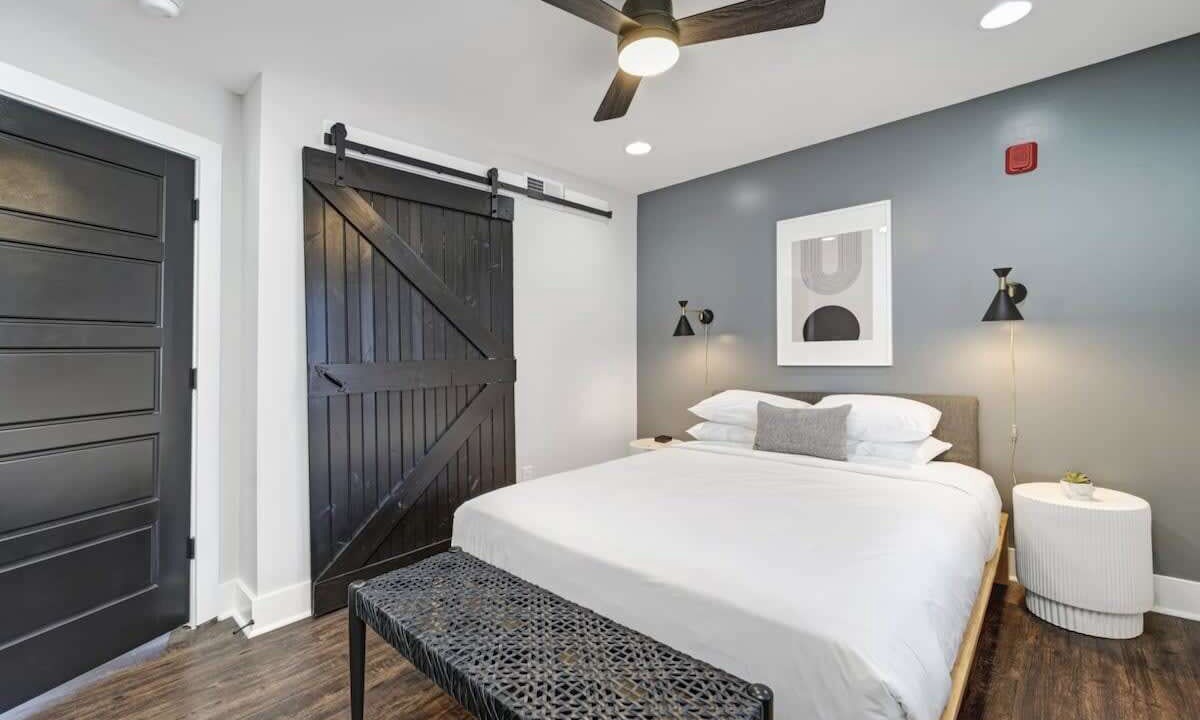 Photo of Bedroom in Salemtown
