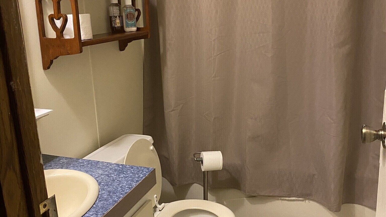Photo of Bathroom in Cynthiana
