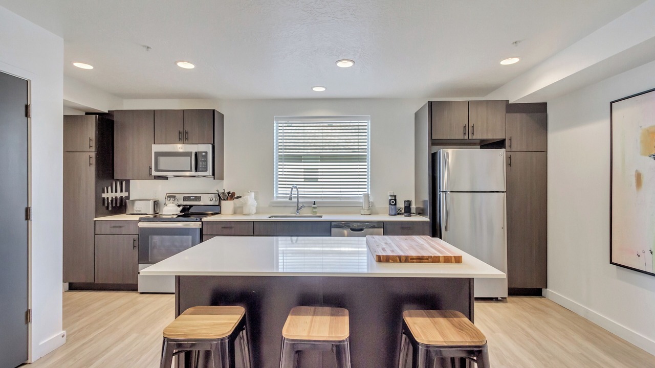 Photo of Kitchen in People's Freeway
