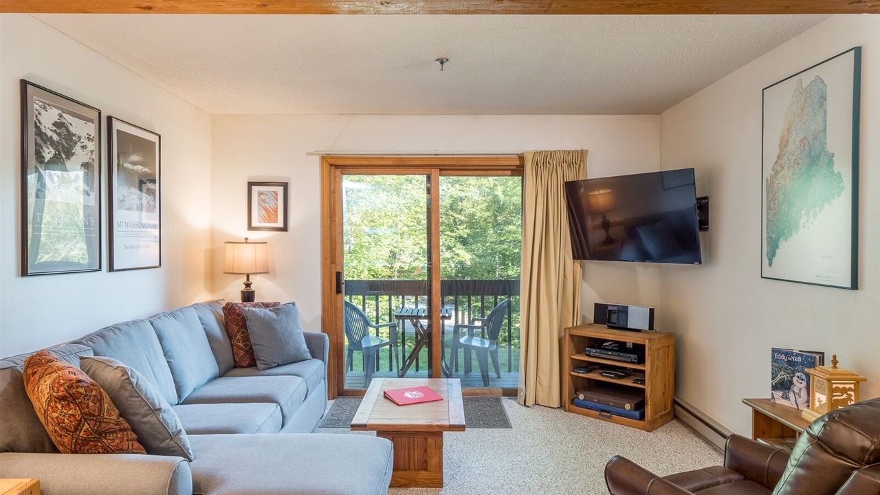 Photo of Livingroom in Sunday River Area