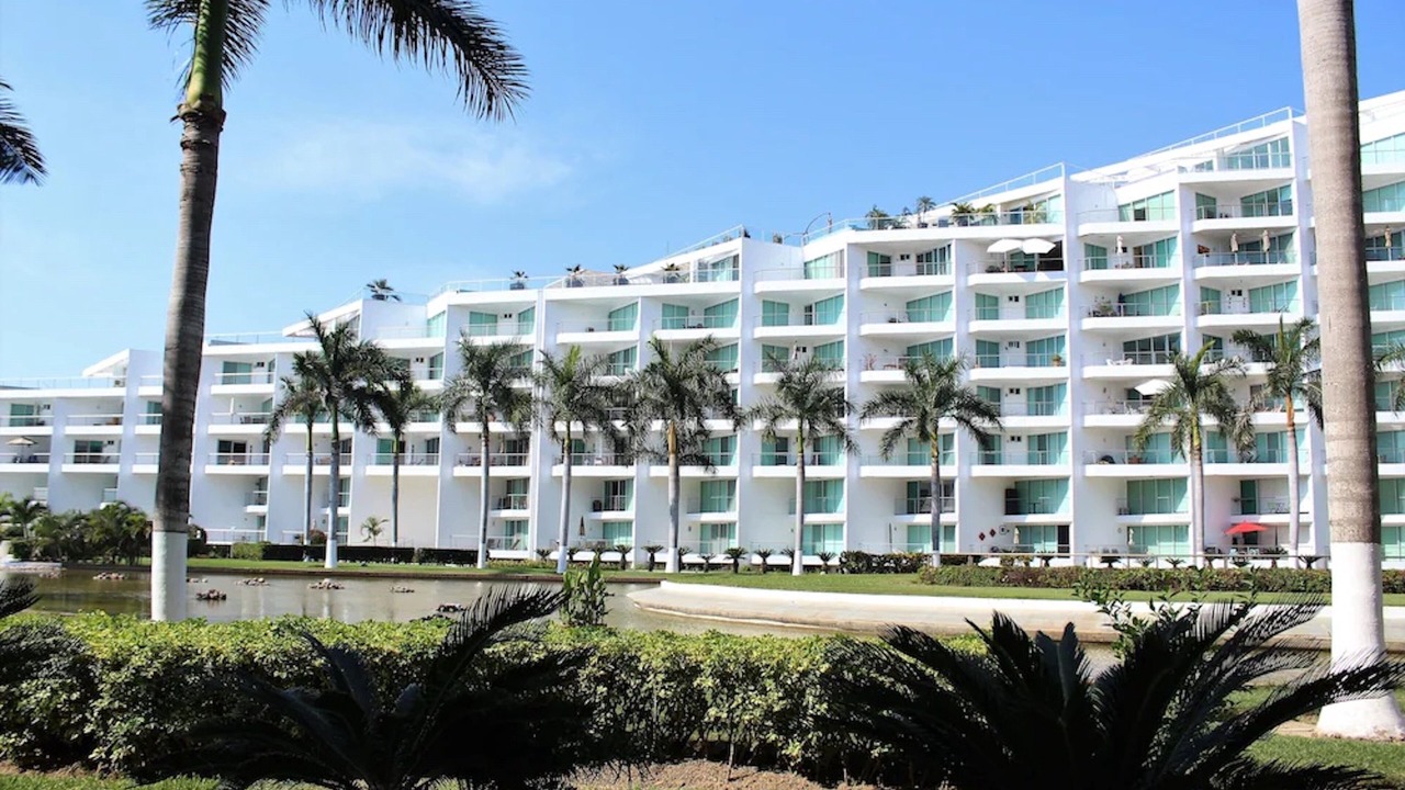 Photo of Outdoor in Flamingos