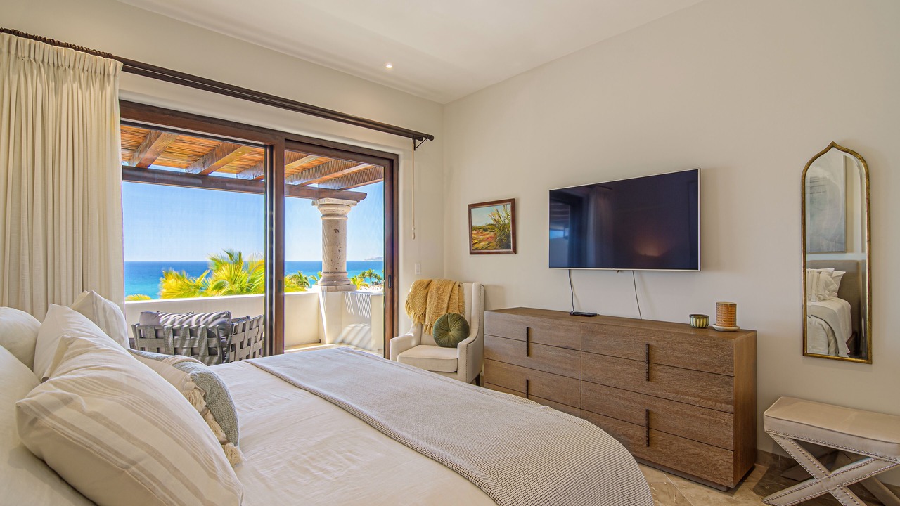 Photo of Bedroom in Laguna Hills
