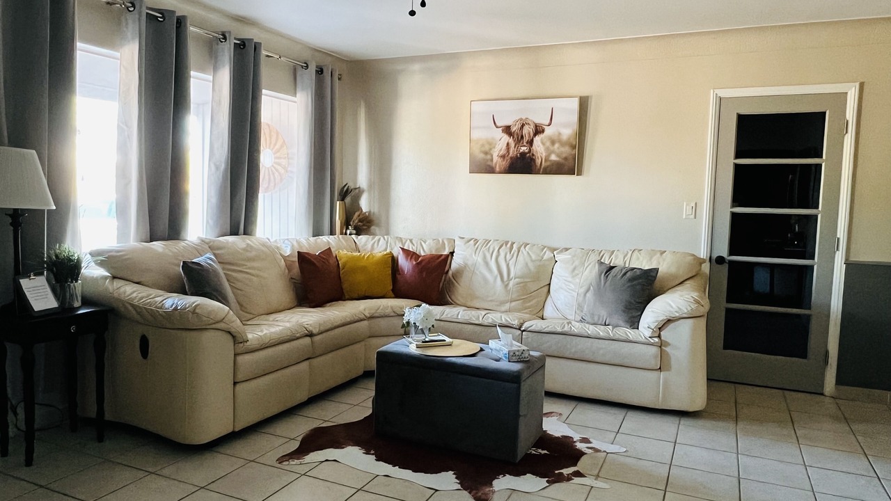 Photo of Livingroom in Menlo Park