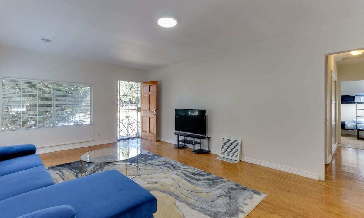 Photo of Livingroom in Rampart Village