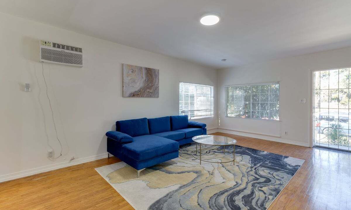 Photo of Livingroom in Rampart Village
