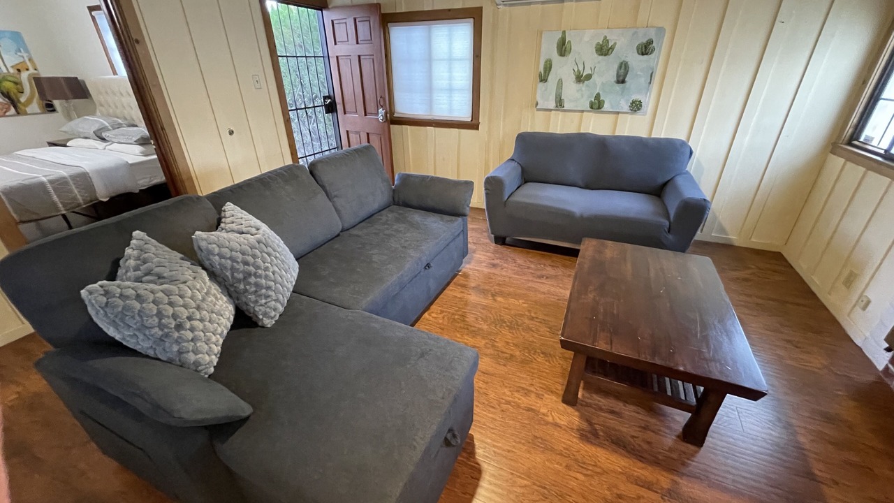 Photo of Livingroom in Historic Tennis Club