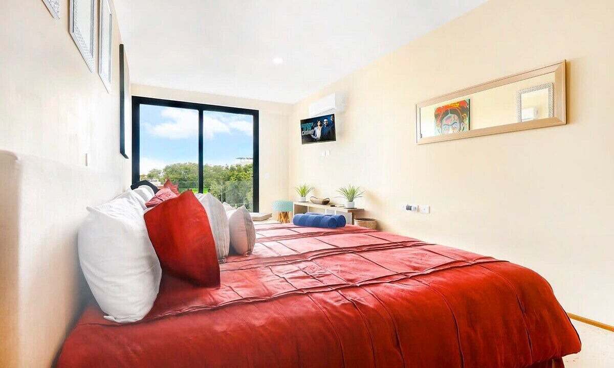 Photo of Bedroom in Downtown