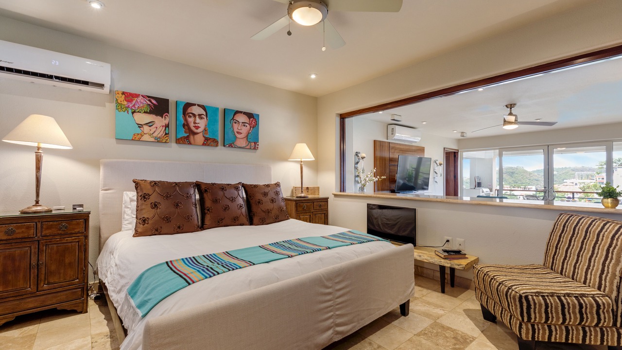 Photo of Bedroom in Romantic Zone