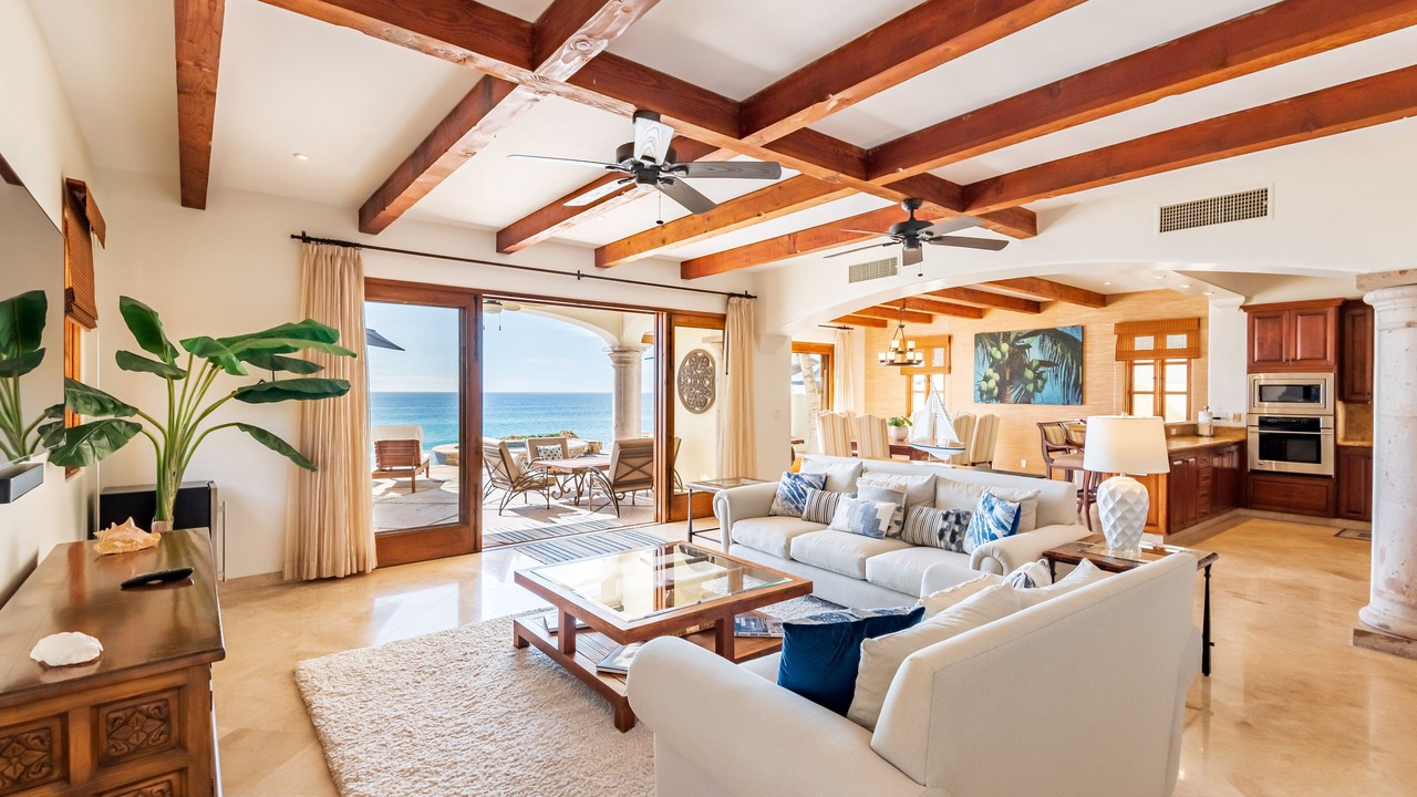 Photo of Livingroom in Buzzards