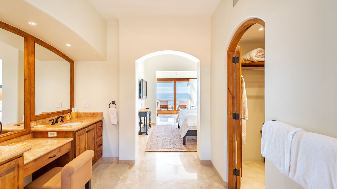 Photo of Bedroom in Buzzards