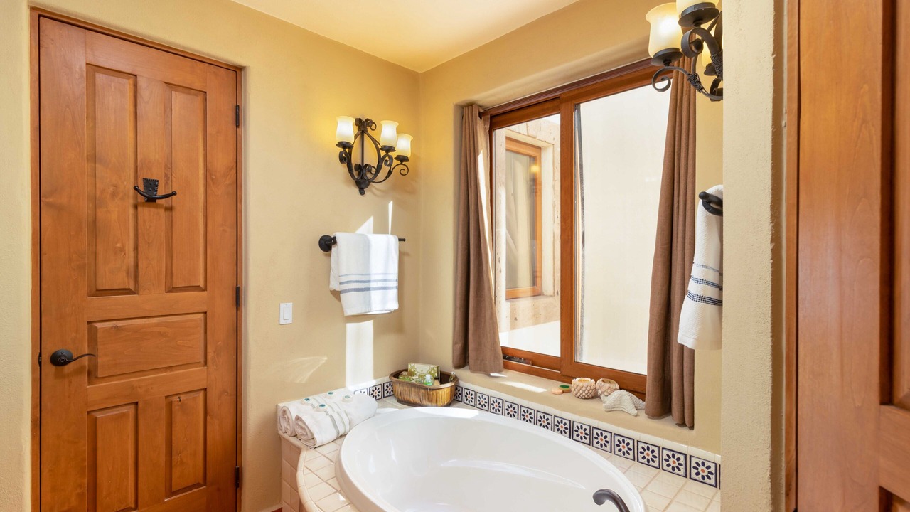 Photo of Bathroom in Nopolo