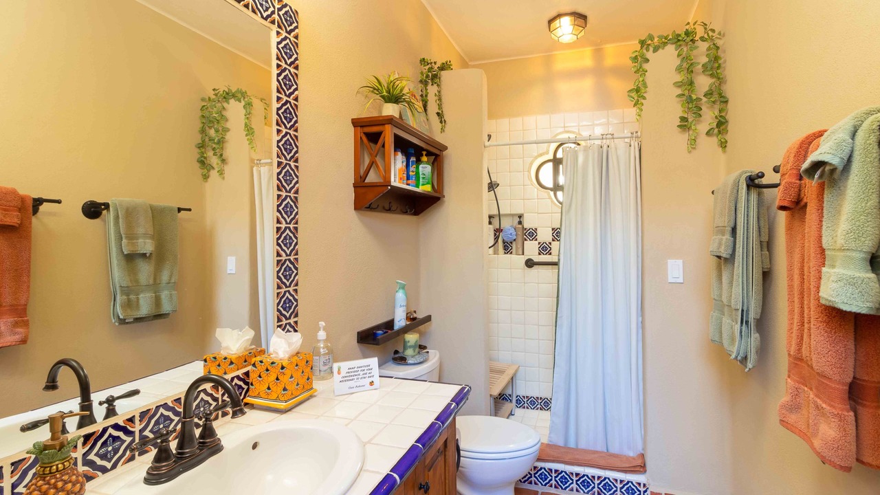 Photo of Bathroom in Nopolo