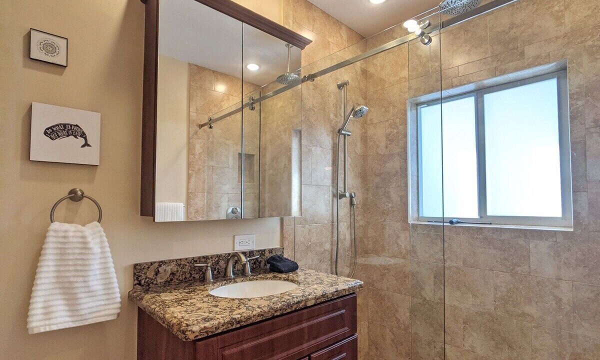 Photo of Bathroom in Middle River Terrace