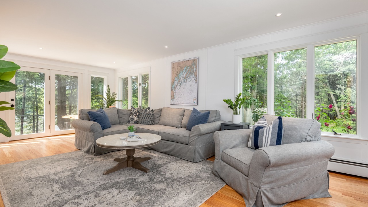 Photo of Livingroom in Falmouth