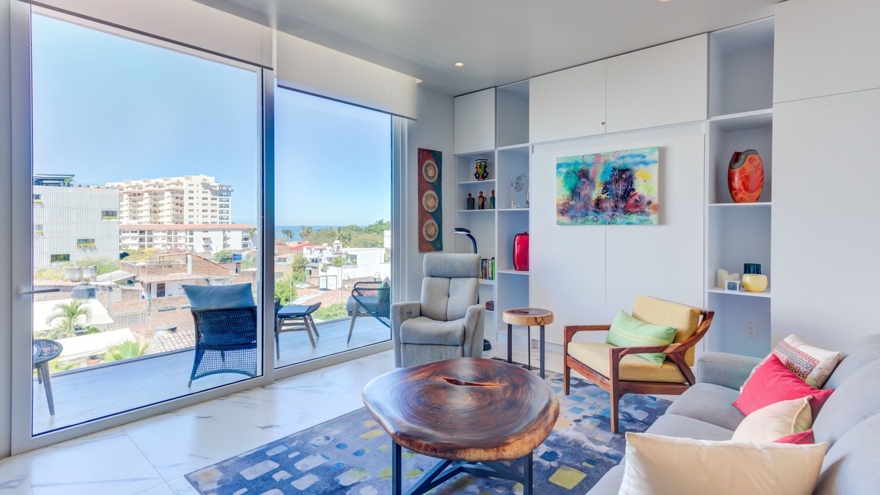 Photo of Livingroom in Romantic Zone