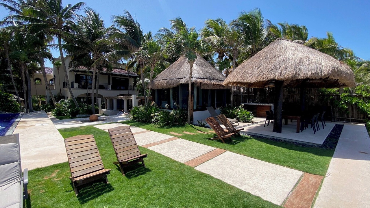 Photo of Patio Balcony in Soliman Bay