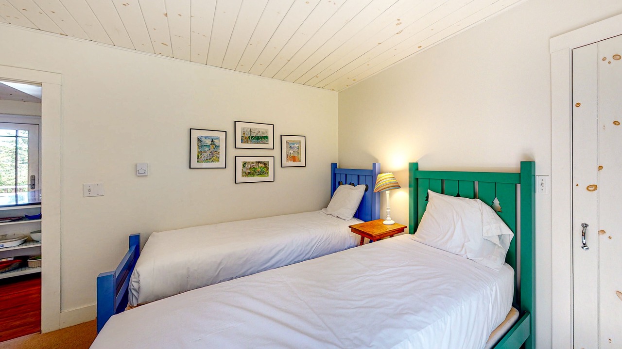 Photo of Bedroom in Tenants Harbor