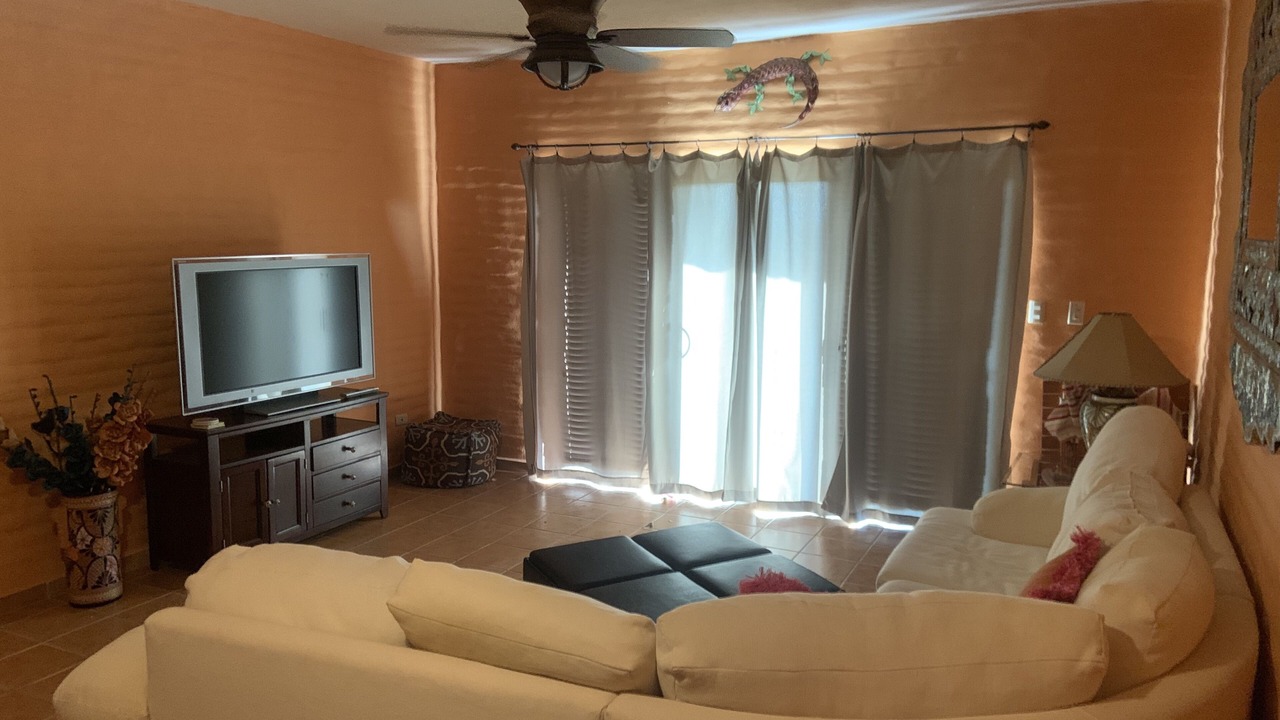 Photo of Livingroom in San Carlos