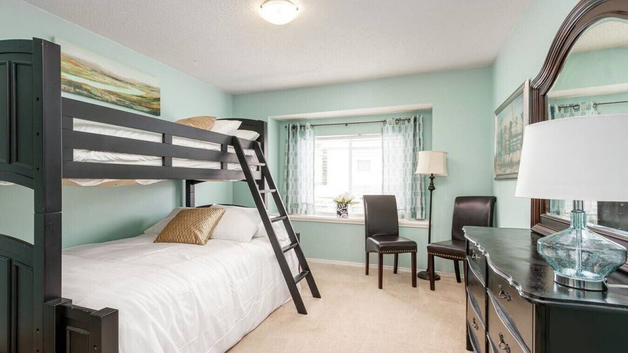 Photo of Bedroom in Fossil Creek