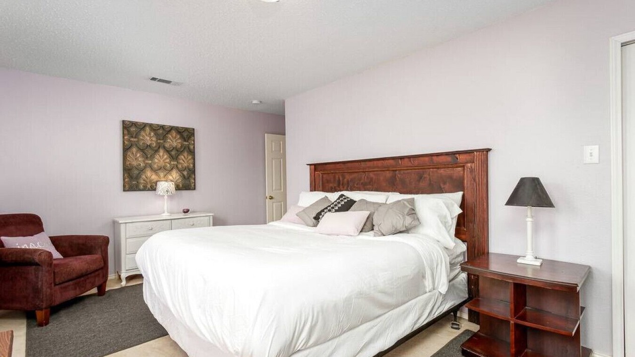 Photo of Bedroom in Fossil Creek