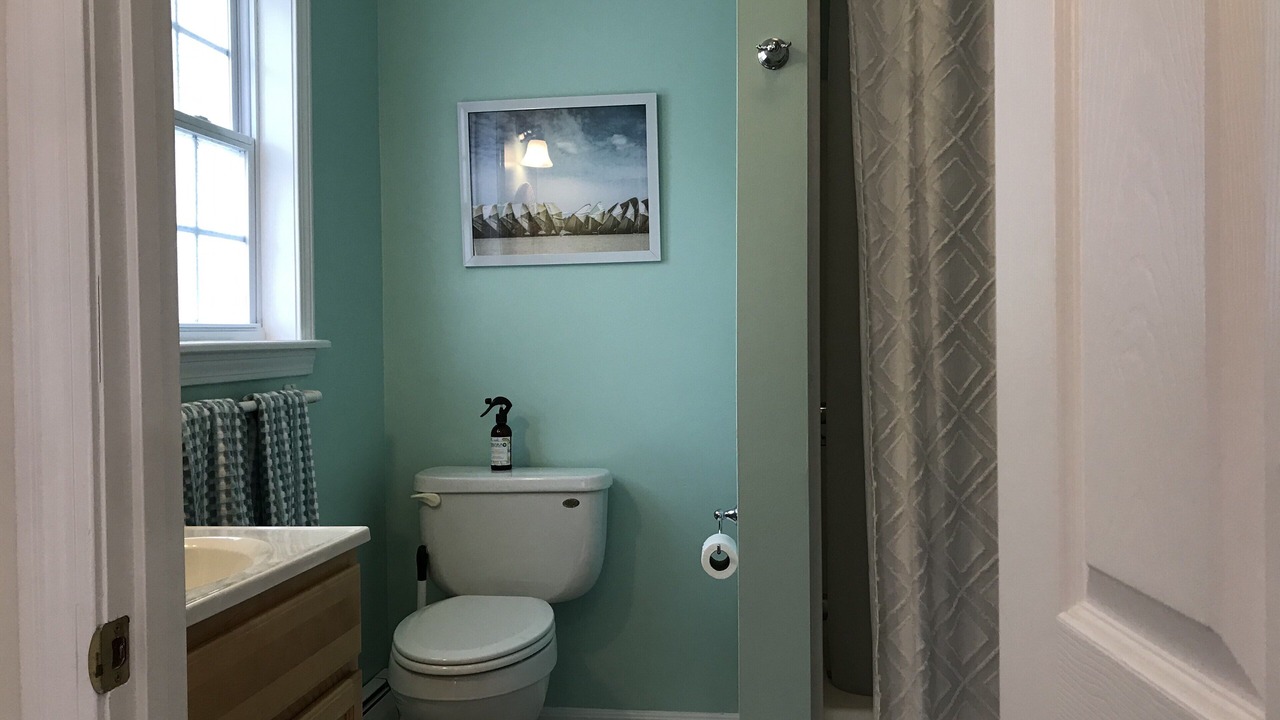 Photo of Bathroom in Narragansett Pier