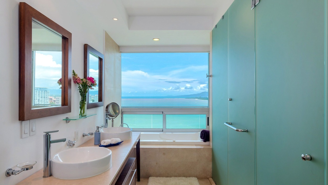 Photo of Bathroom in North Hotel Zone