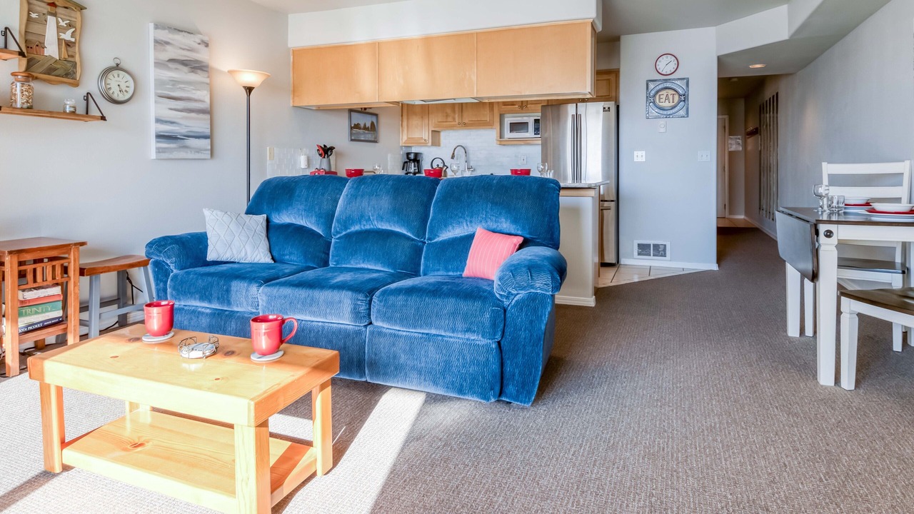 Photo of Livingroom in Lincoln City