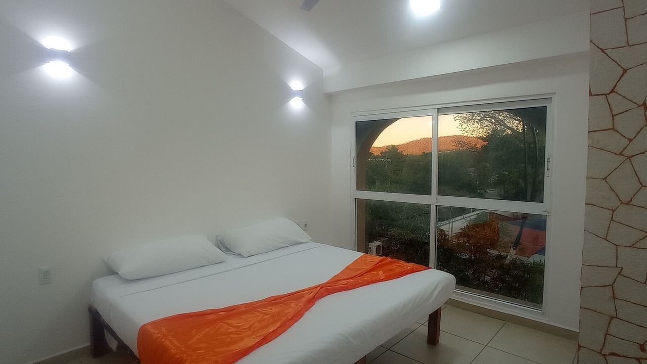 Photo of Bedroom in R