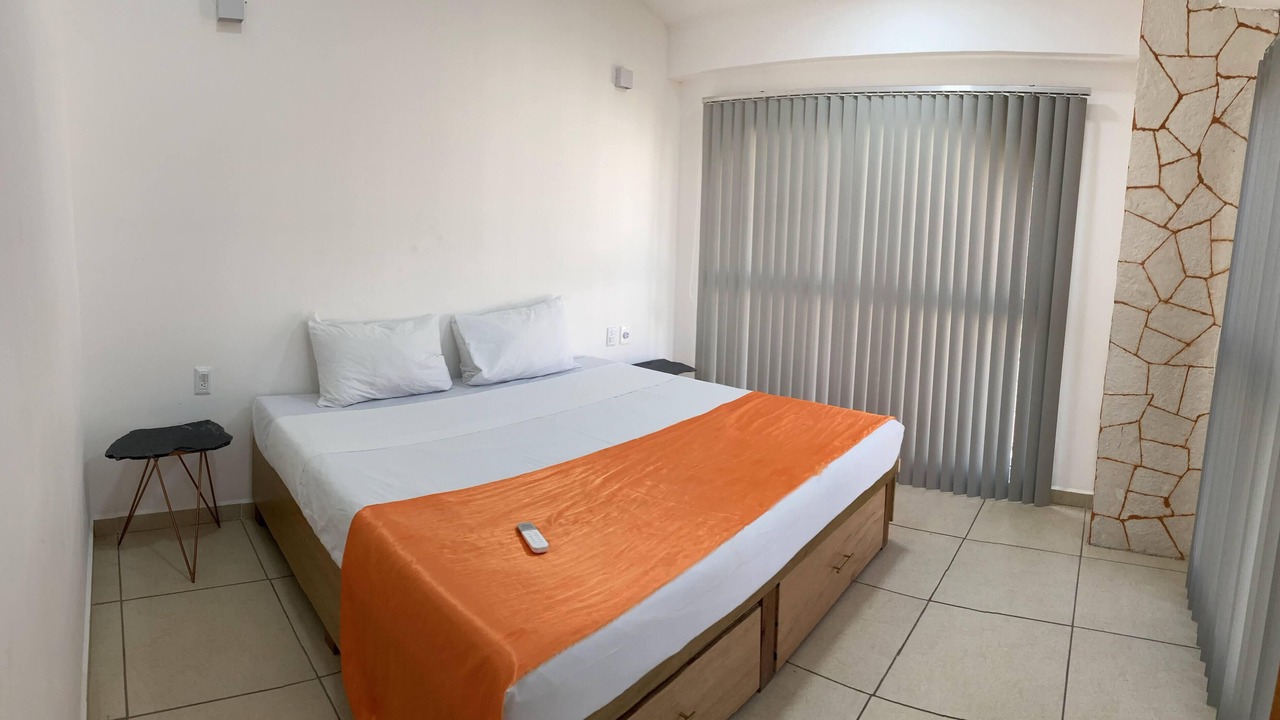 Photo of Bedroom in R