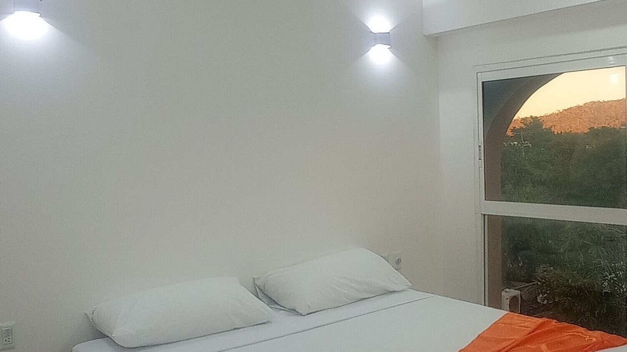 Photo of Bedroom in R
