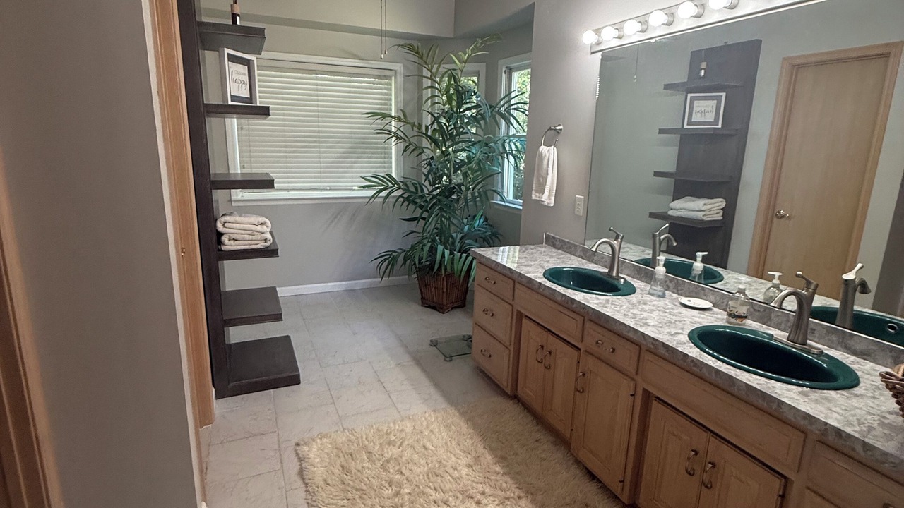 Photo of Bathroom in Inman