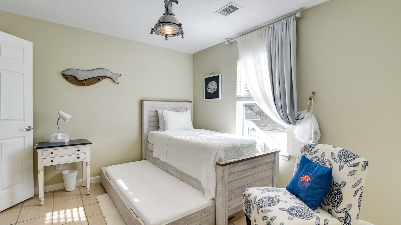 Photo of Bedroom in El Lago