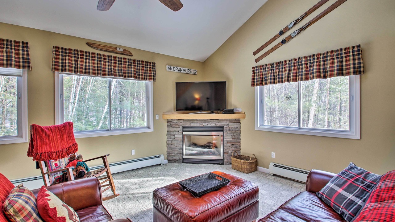 Photo of Livingroom in North Conway
