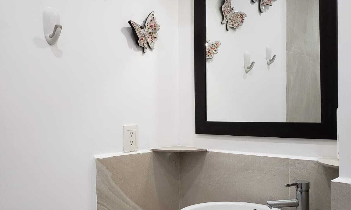 Photo of Bathroom in Flamingos