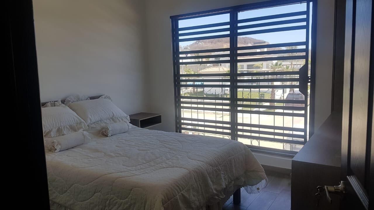 Photo of Bedroom in Cerritos