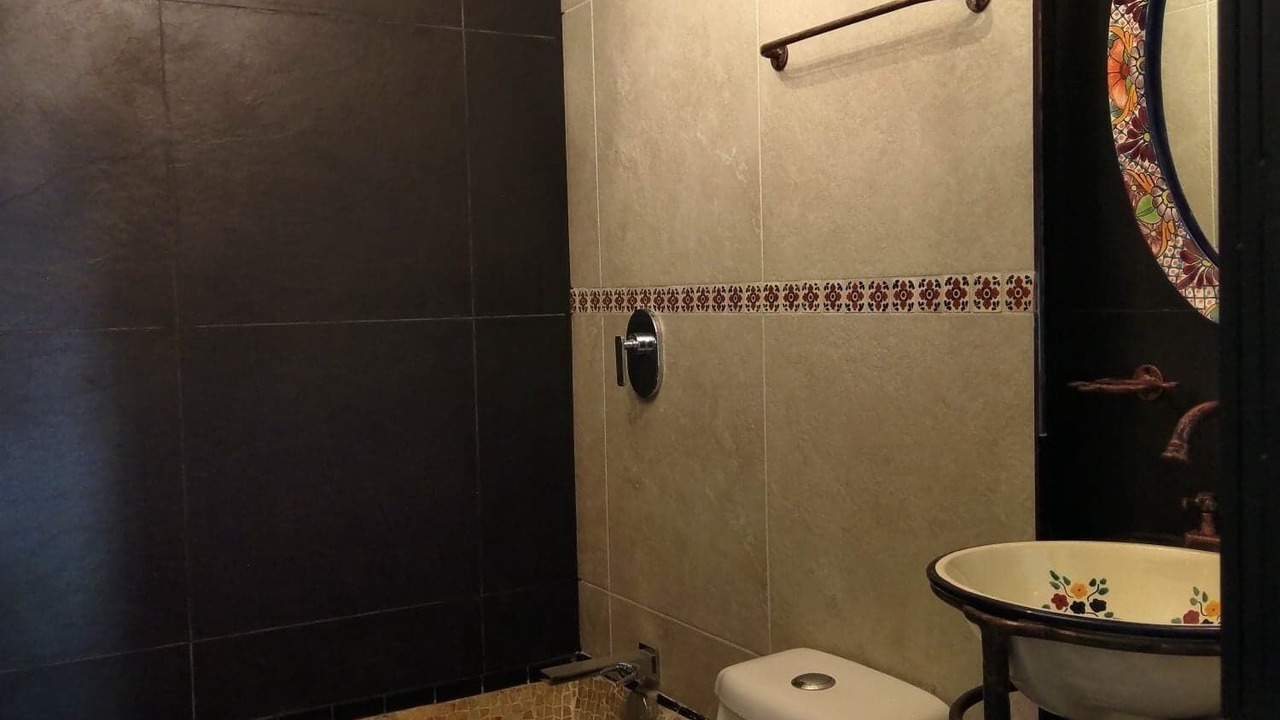 Photo of Bathroom in Historic Centre