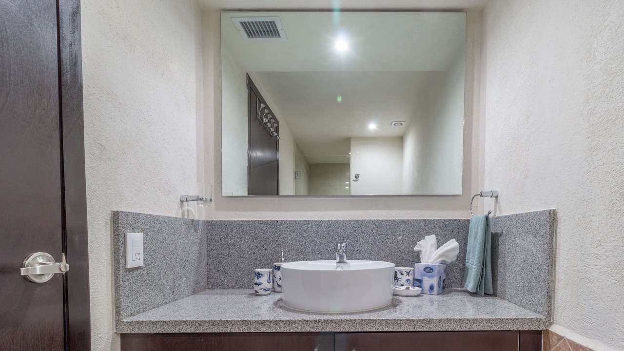 Photo of Bathroom in South Hotel Zone
