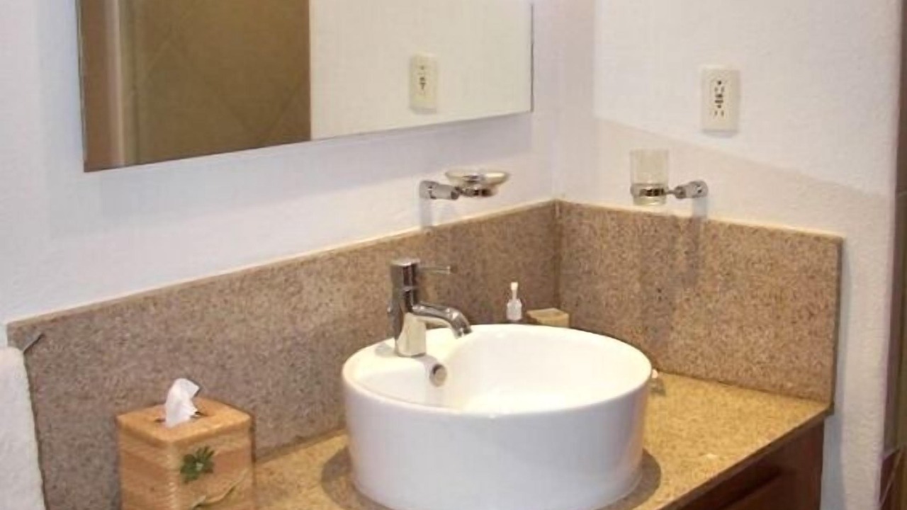 Photo of Bathroom in South Hotel Zone