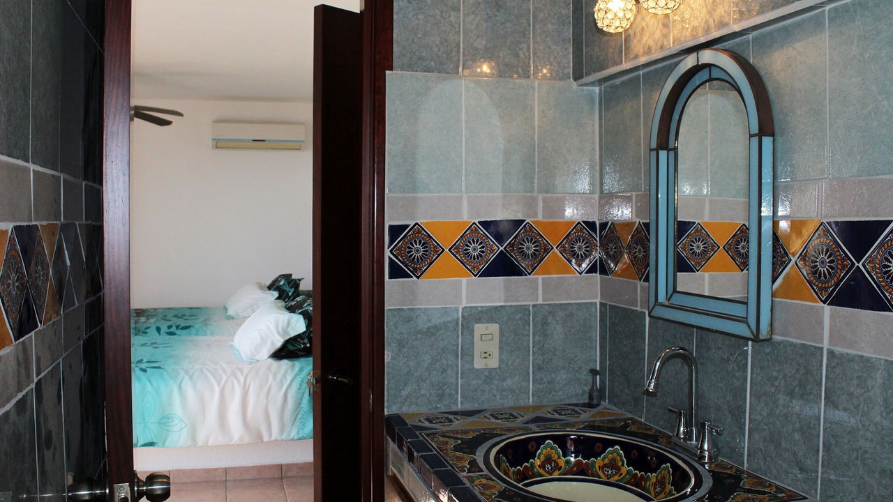 Photo of Bathroom in Abelardo L. Rodriguez