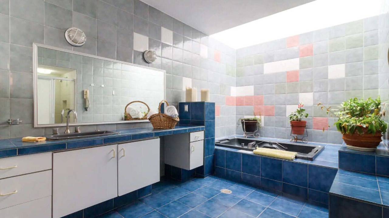 Photo of Bathroom in Financial District