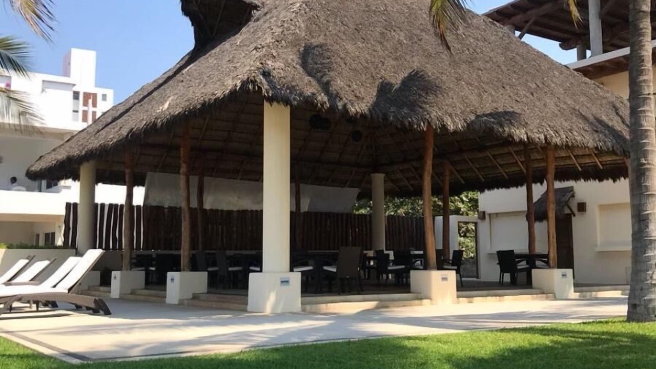 Photo of Patio Balcony in Olas Altas