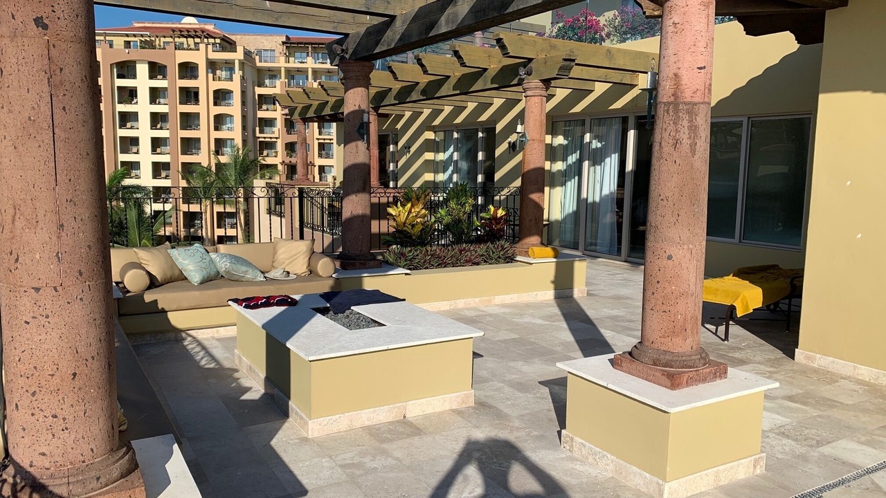 Photo of Patio Balcony in Flamingos