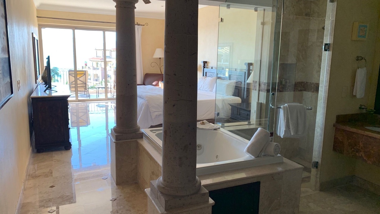Photo of Bathroom in Flamingos