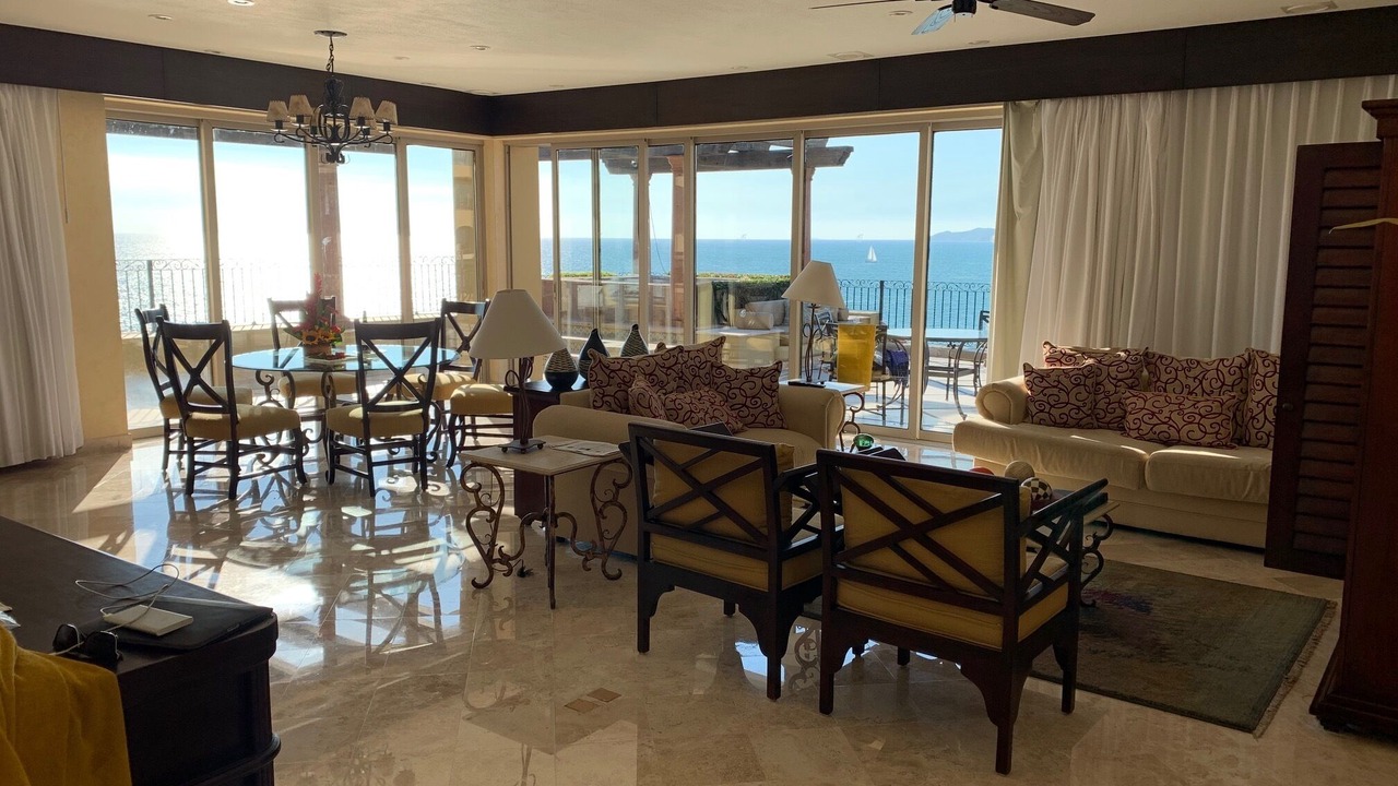 Photo of Livingroom in Flamingos