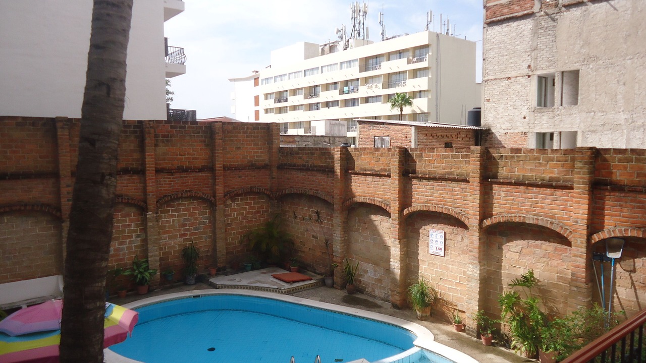 Photo of Outdoor in Romantic Zone