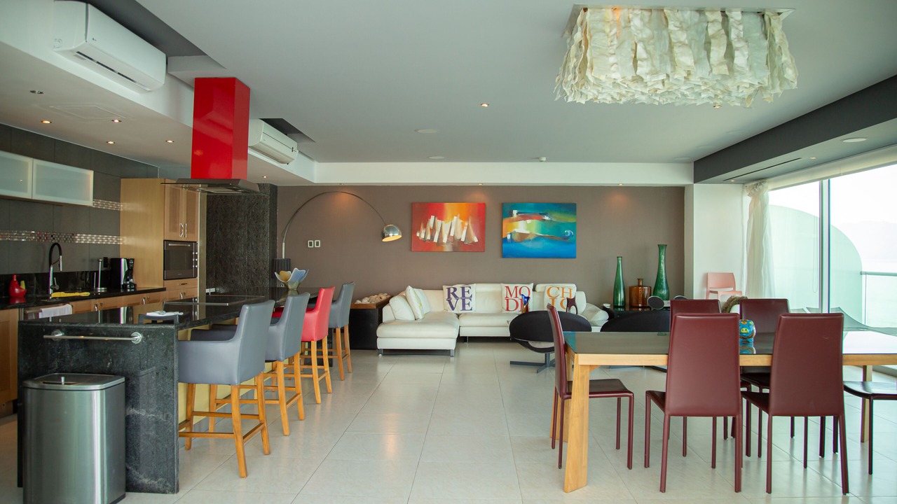 Photo of Livingroom in North Hotel Zone